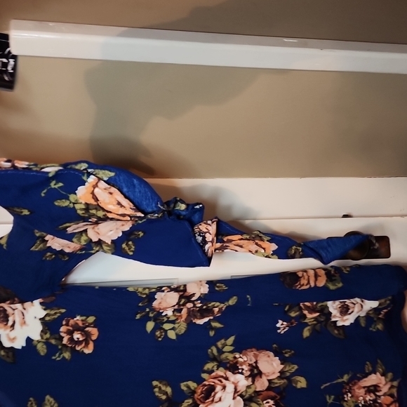 Blu pepper tunic‎ - Picture 3 of 6